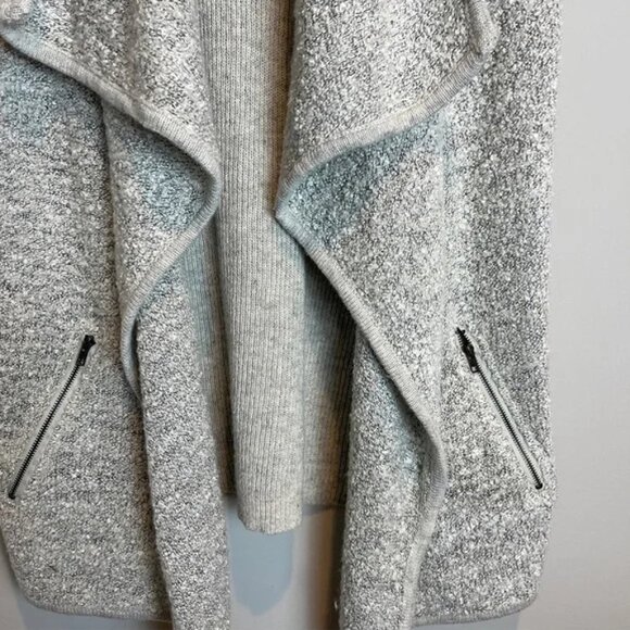 Olivia Sky Waterfall Front Gray Sleeveless Wool Blend Cardigan Women Size Small - Picture 9 of 10